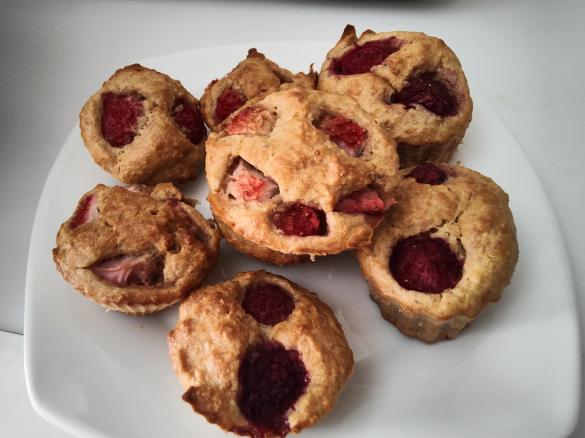 Mini Muffins de Frutos Vermelhos (Baby Approved)